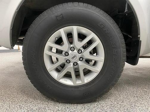 2017 Nissan Frontier SV