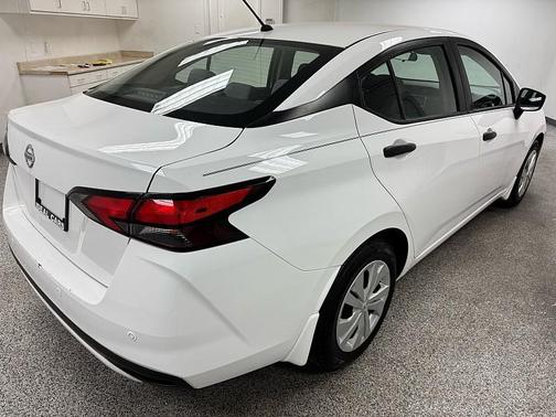 Fresh Powder 2020 Nissan Versa 1.6 S