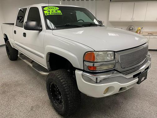 2005 GMC Sierra 1500 SLE HD Crew Cab