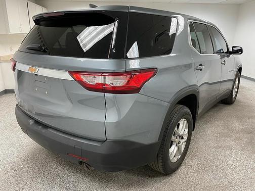 2021 Chevrolet Traverse LS