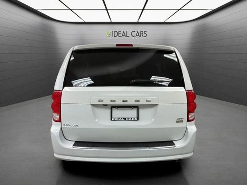 White Knuckle Clearcoat 2019 Dodge Grand Caravan GT