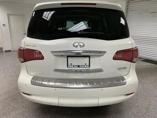 2015 INFINITI QX80 Base