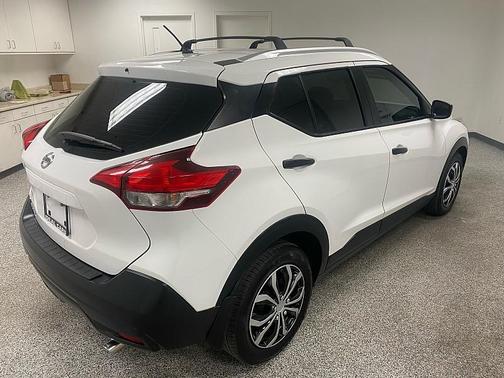2018 Nissan Kicks S