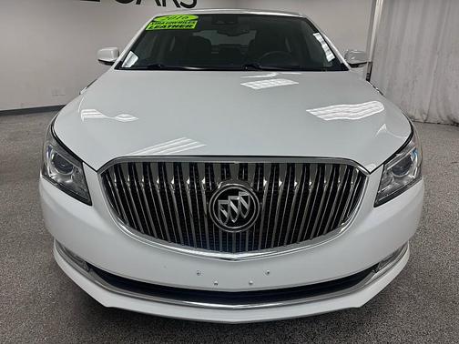 WHITE 2016 Buick LaCrosse Premium II