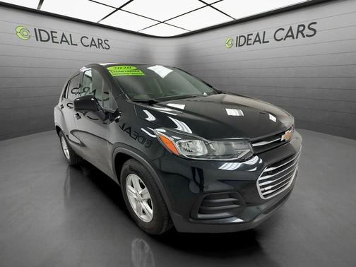 Mosaic Black Metallic 2020 Chevrolet Trax LS