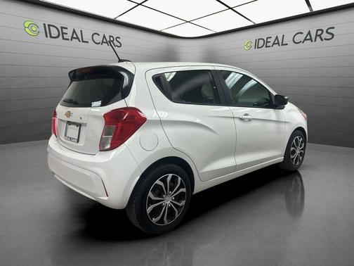 Summit White 2017 Chevrolet Spark LS