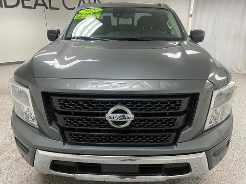 2021 Nissan Titan SV