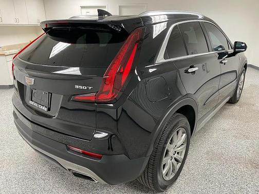 2020 Cadillac XT4 Premium Luxury