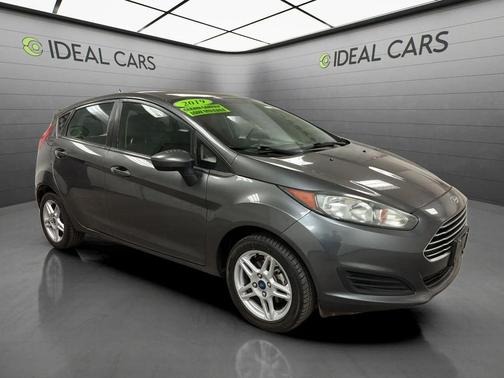 Magnetic Metallic 2019 Ford Fiesta SE