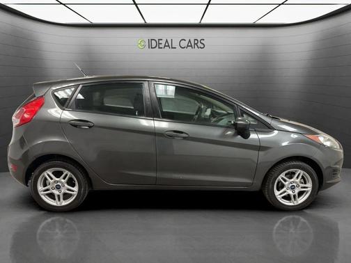 Magnetic Metallic 2019 Ford Fiesta SE