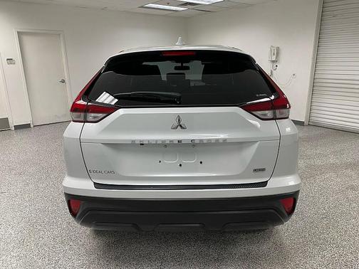 2024 Mitsubishi Eclipse Cross LE