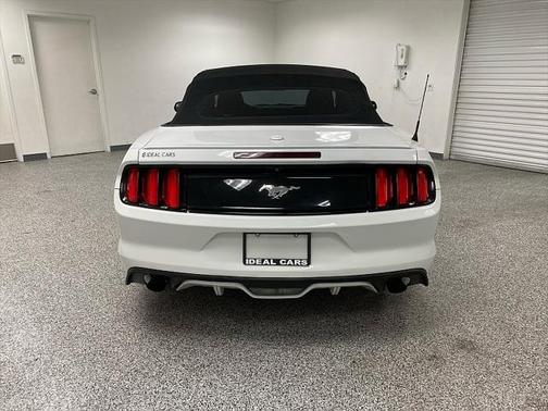 2016 Ford Mustang EcoBoost Premium