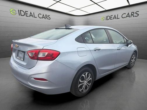 Arctic Blue Metallic 2017 Chevrolet Cruze LS