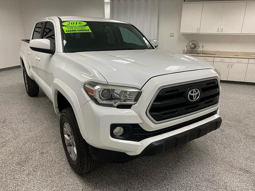 2016 Toyota Tacoma SR5