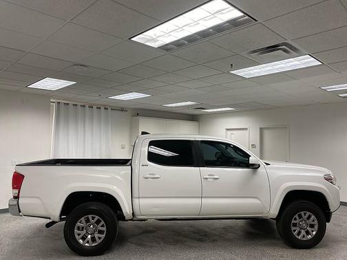 2016 Toyota Tacoma SR5