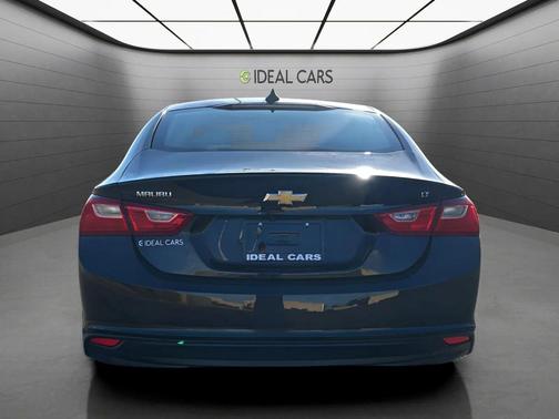Mosaic Black Metallic 2023 Chevrolet Malibu FWD 1LT