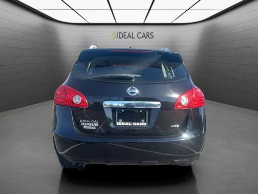 Black Amethyst 2014 Nissan Rogue Select S