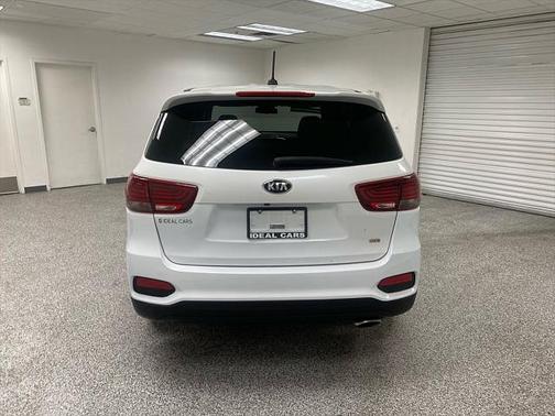2020 Kia Sorento LX
