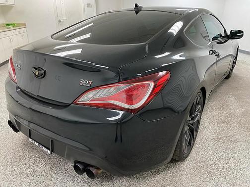 2014 Hyundai Genesis Coupe 2.0T R-Spec