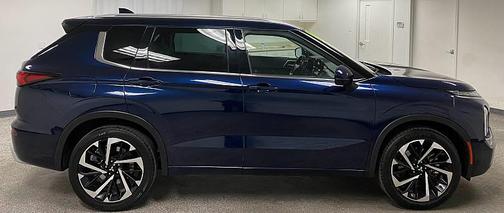 2022 Mitsubishi Outlander SEL Special Edition 2WD