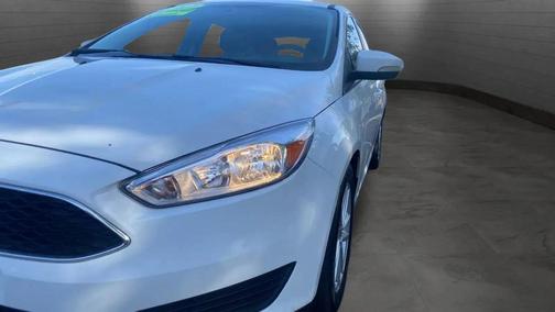 Frozen White 2017 Ford Focus SE