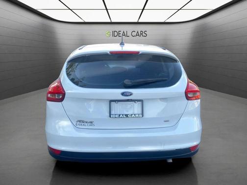 Frozen White 2017 Ford Focus SE