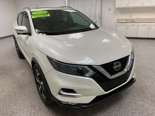 2020 Nissan Rogue Sport SL