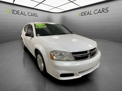 Bright White Clearcoat 2014 Dodge Avenger SE