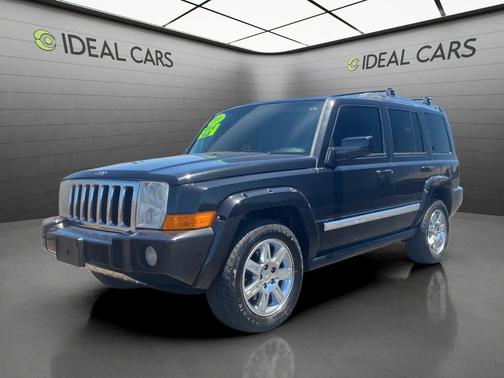 Brilliant Black Crystal Pearlcoat 2010 Jeep Commander Limited