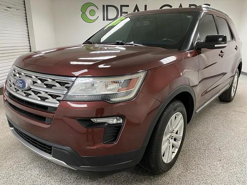 MAROON 2018 Ford Explorer XLT