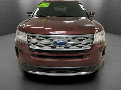 Maroon 2018 Ford Explorer XLT