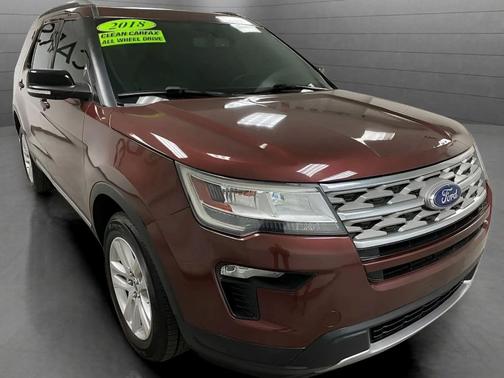Maroon 2018 Ford Explorer XLT