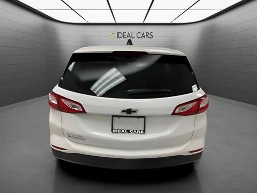 Summit White 2020 Chevrolet Equinox LS