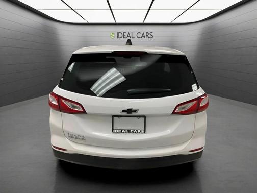Summit White 2020 Chevrolet Equinox LS