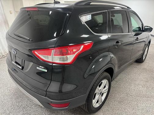 Tuxedo Black 2014 Ford Escape SE