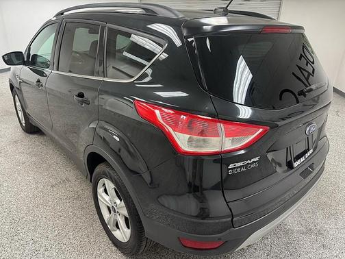 Tuxedo Black 2014 Ford Escape SE