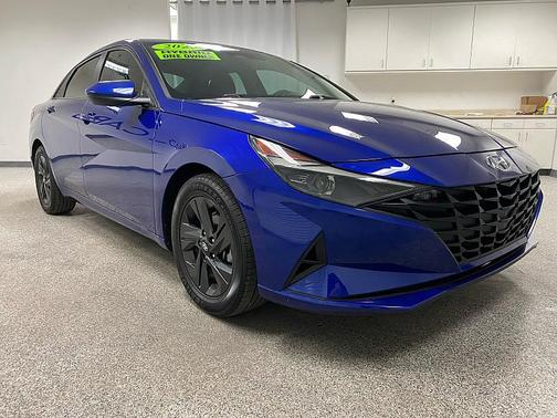 2023 Hyundai ELANTRA HEV Blue