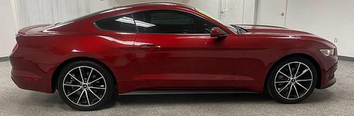 2017 Ford Mustang EcoBoost