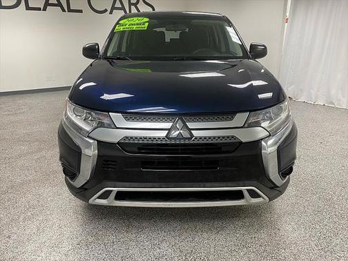 2020 Mitsubishi Outlander SE