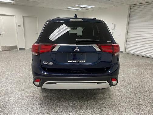 2020 Mitsubishi Outlander SE