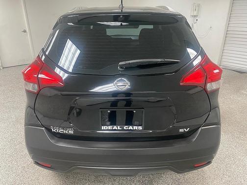 2018 Nissan Kicks SV