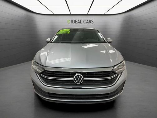 Pyrite Silver Metallic 2022 Volkswagen Jetta 1.5T SE