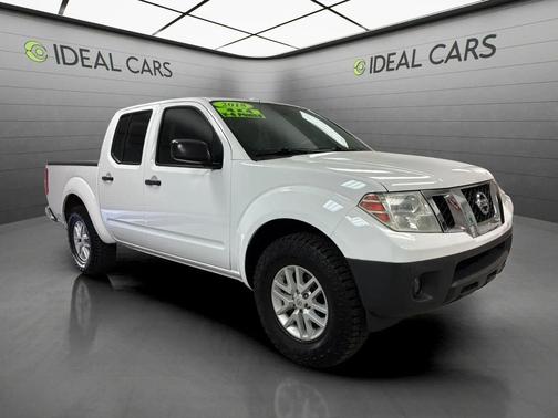 Glacier White 2018 Nissan Frontier SV