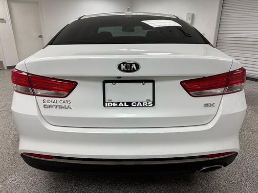 Snow White Pearl 2017 Kia Optima EX