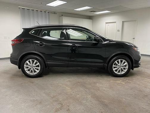 2021 Nissan Rogue Sport SV