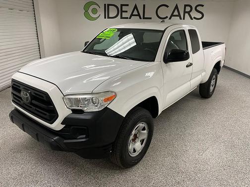 2019 Toyota Tacoma SR