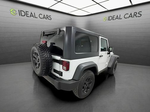 Bright White Clearcoat 2017 Jeep Wrangler Willy Wheeler 4x4