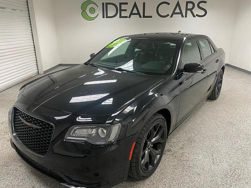 2022 Chrysler 300 S