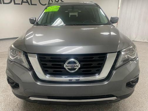 2018 Nissan Pathfinder SV