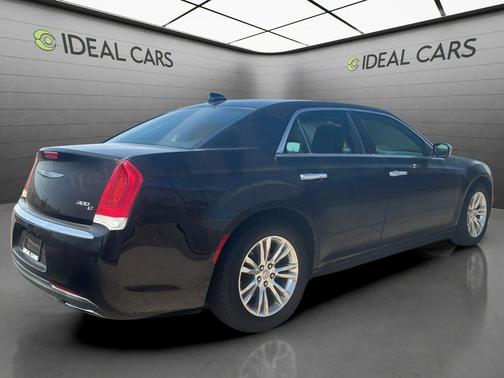 Gloss Black 2016 Chrysler 300 S